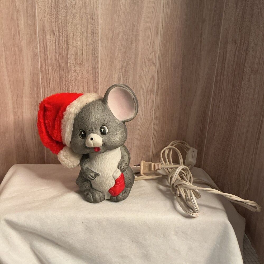 Vintage 1987 Christmas Decor Ceramic Mouse Light Indoor Light 6.5" tall